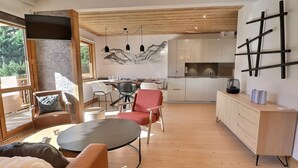 Living area - Charming Méribel 3-Room Apartment with Balcony (Méribel)