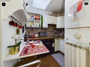 Geladeira, fogão, cooktop, lava-louças