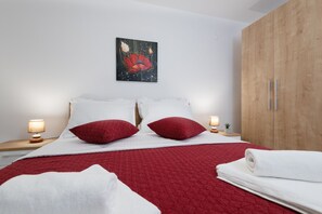 1 habitación, wifi y ropa de cama