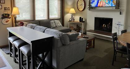 OPEN JULY 2-6 - 3 day min --BOYNE MOUNTAIN - MOUNTAIN VILLA - 3bedrm 2 bath