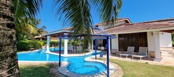 VILLA PAPAGAYO in Cocotal - Golf & Country Club Punta Cana