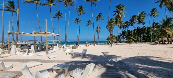 Playa en los alrededores