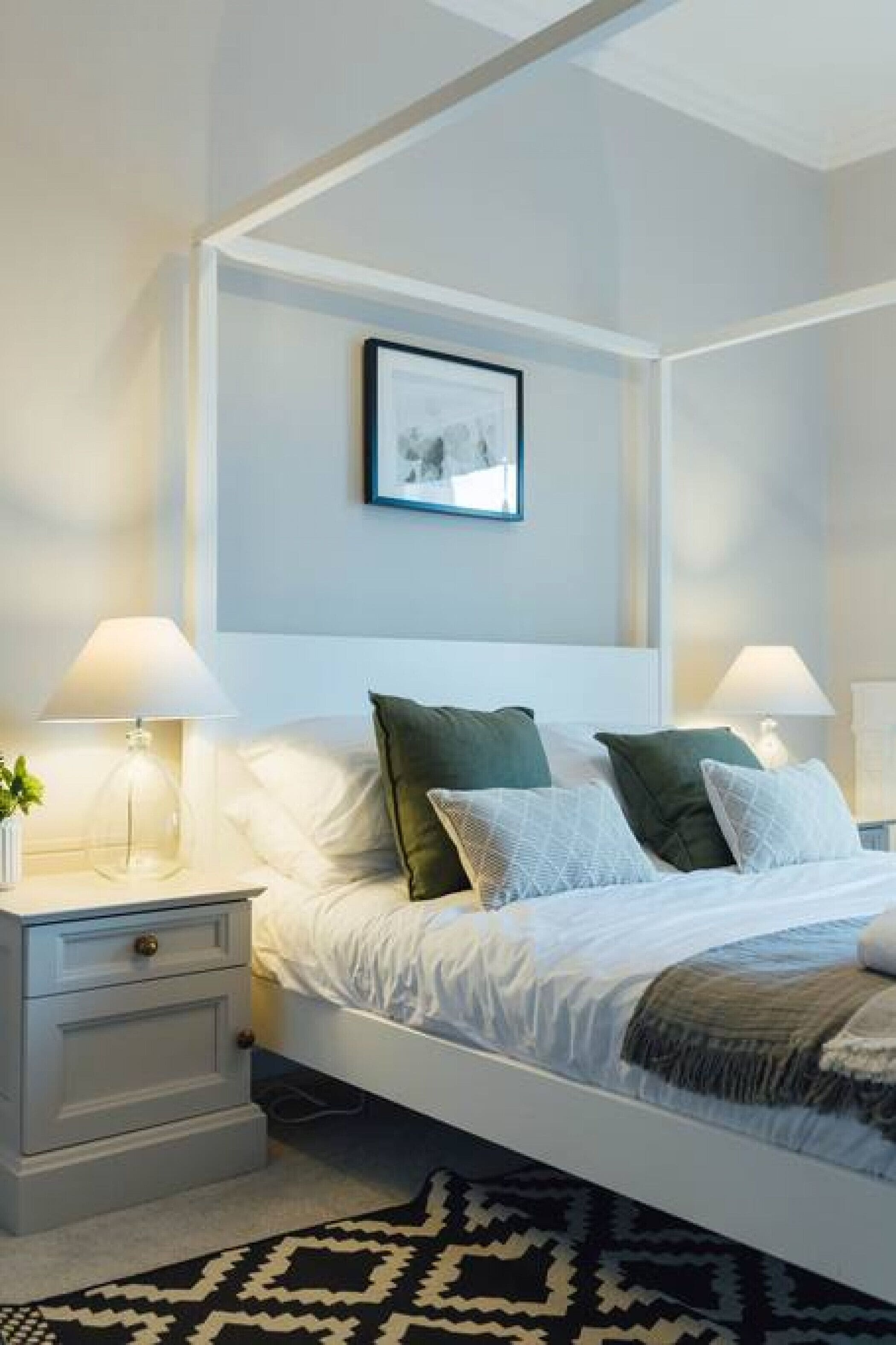 2 habitaciones, escritorio, tabla de planchar con plancha y wifi 