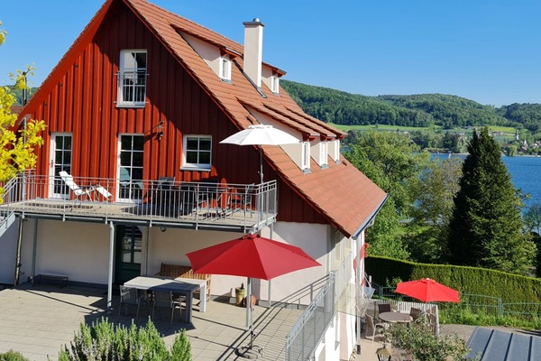 Ferienhaus mit Seeblick