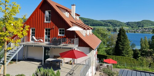 Historic timbered house with panoramic sea view, 200 m from the lake