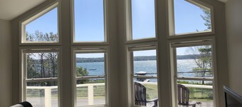 Waterfront Lake House - Portage Lake - 4 Beds, 3 Baths, Private Dock, Kayaks