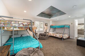 4 bedrooms, free WiFi, bed sheets - Colorado Mountain Getaway Retreat (Idaho Springs)