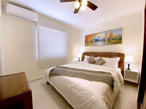 2 chambres, bureau, fer et planche à repasser, Wi-Fi gratuit