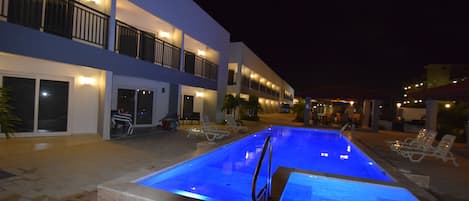 Piscina a l'aire lliure