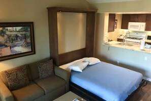 2 bedrooms, Internet