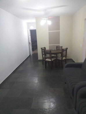 Interior - Two cozy bedrooms near Praia do Forte. (Cabo frio)