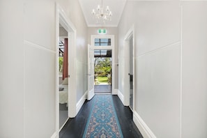 Interior - Guesthouse southern highlands sleeps 40 with functions up to 60 in large grounds (Bundanoon)