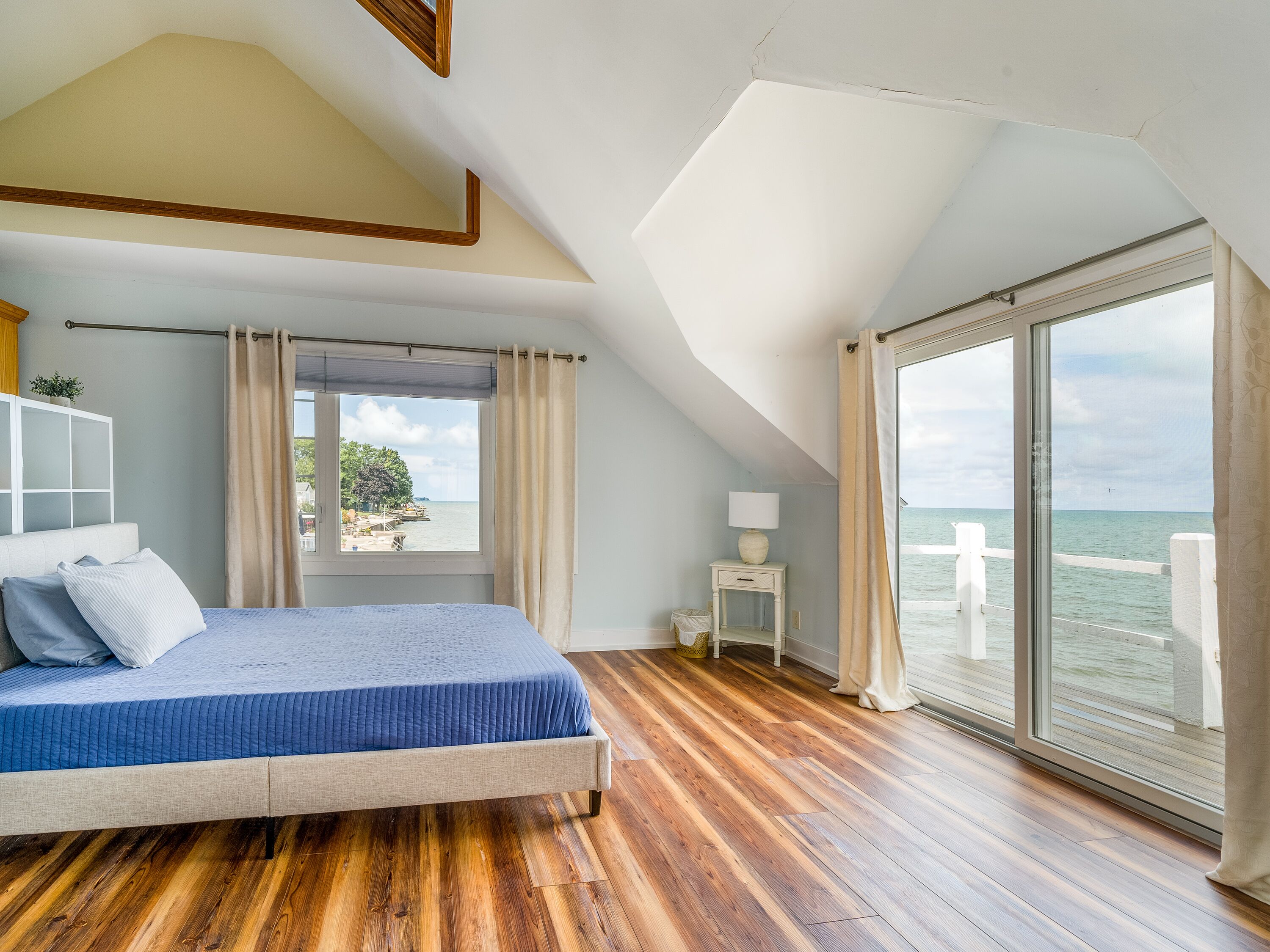 6 Schlafzimmer, Schreibtisch, kostenloses WLAN