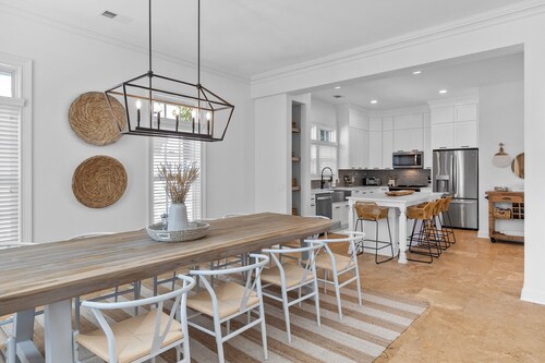Luxury 7BR Beach House w/ Pool, Hot Tub &Game Room