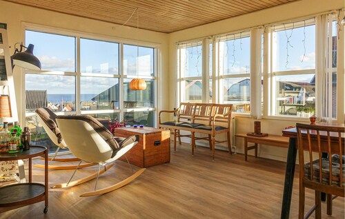 Awesome home in Svaneke with WiFi