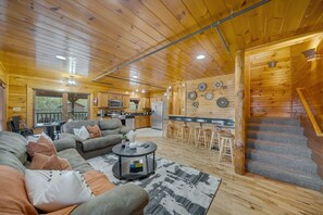 Smart TV, fireplace, foosball