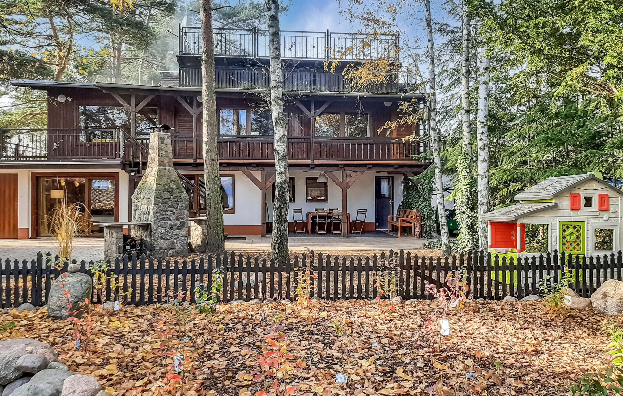 المنشأة من الخارج