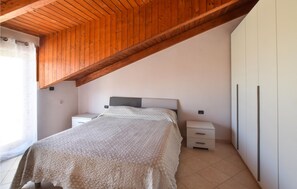 2 bedrooms, free WiFi