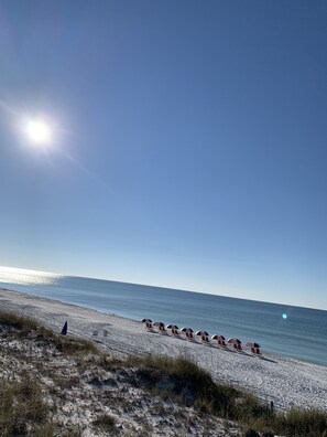 In Strandnähe, Liegestühle