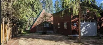 Cozy Cabin By The Lake