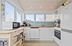 Kühlschrank, Herdplatte, Geschirrspüler