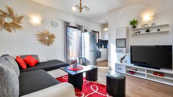Smart TV, fireplace, foosball, table tennis