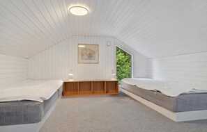 3 chambres, fer et planche à repasser, lit parapluie, Wi-Fi gratuit