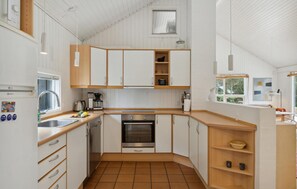 Kühlschrank, Herdplatte, Geschirrspüler