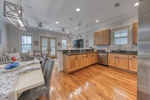 Interior - 30A/GRAYTON BEACH HOME WITH 6-PASSENGER GOLF CART, POOL, BIKES, PADDLE BOARDS (Santa Rosa Beach)