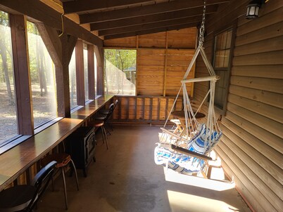 Remote Spacious Cabin on Sugar Creek Near Wolf Pen Gap-Ouachita National Forest