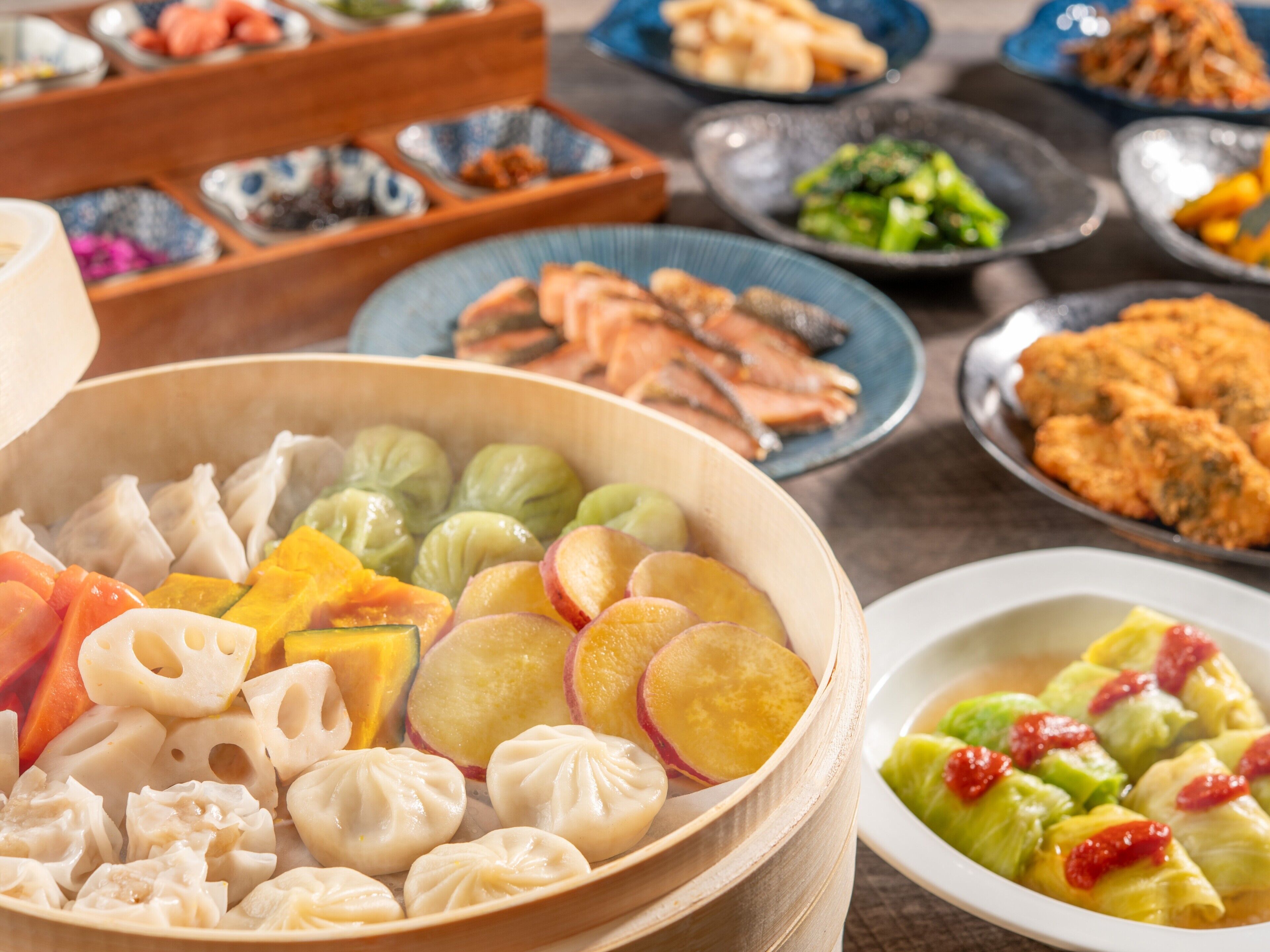 Daily buffet breakfast for a fee