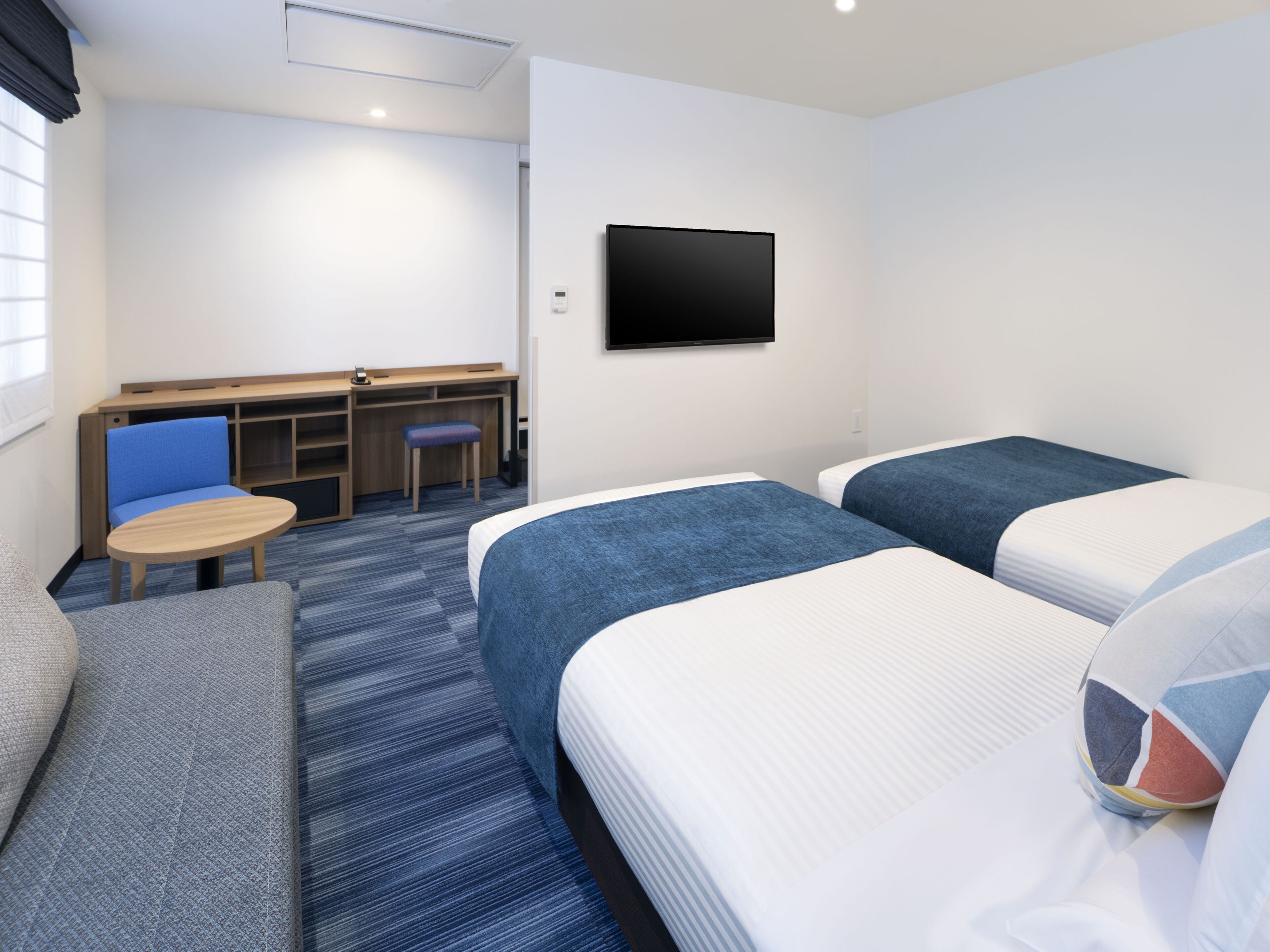 down duvets, in-room safe, desk, free wifi