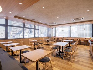 Breakfast and lunch served - HOTEL MYSTAYS Soga (Chiba)