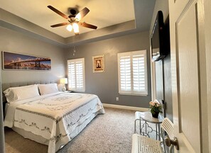 3 bedrooms, in-room safe, desk, iron/ironing board