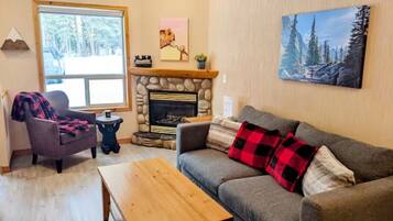 Smart TV y chimenea