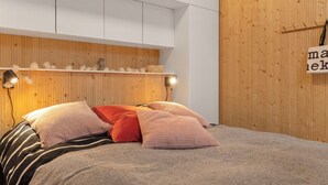 Unclassified image, 2 of 22, button - Solokoto by Interhome (Inari)
