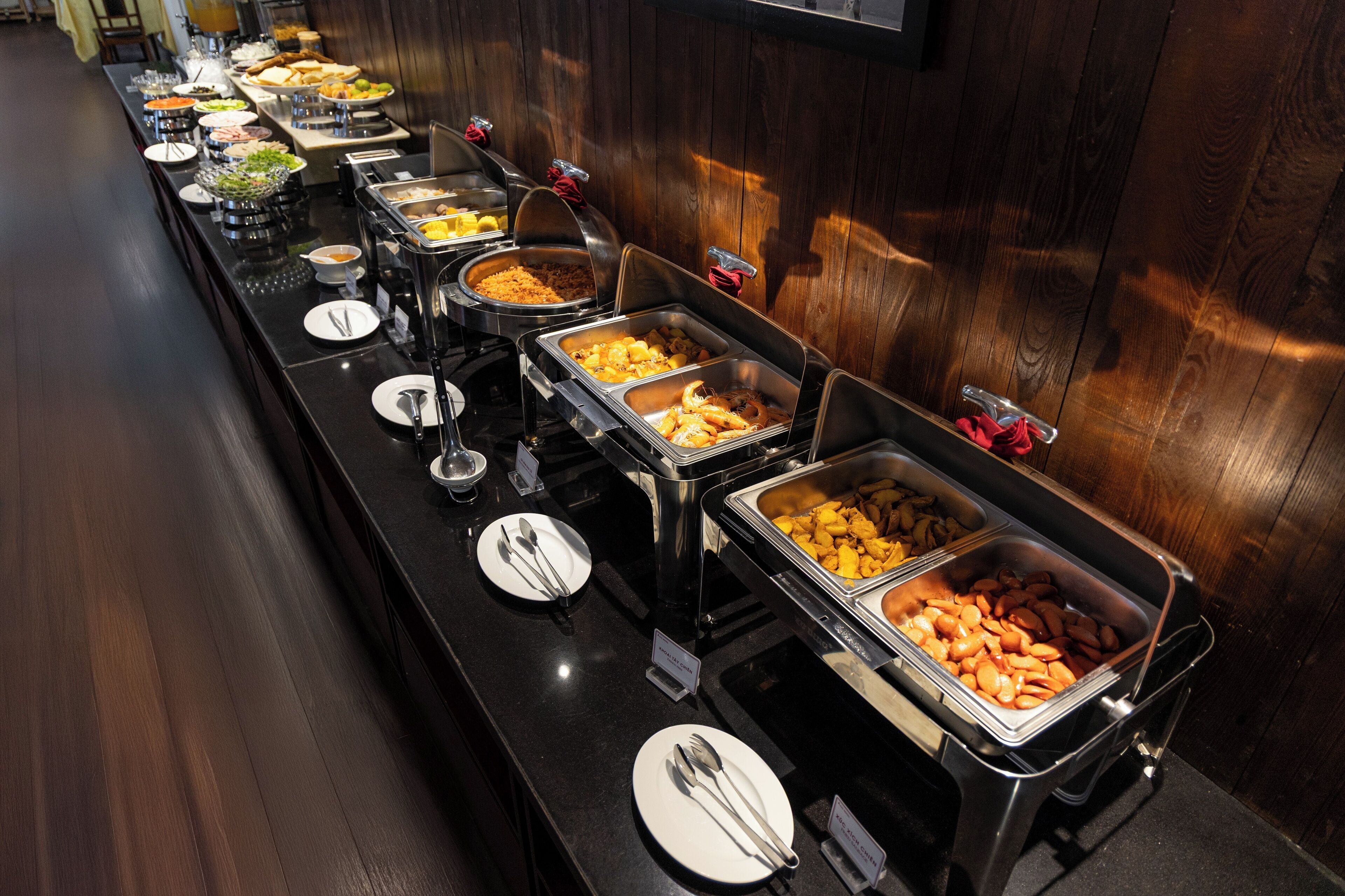 包含每日自助早餐