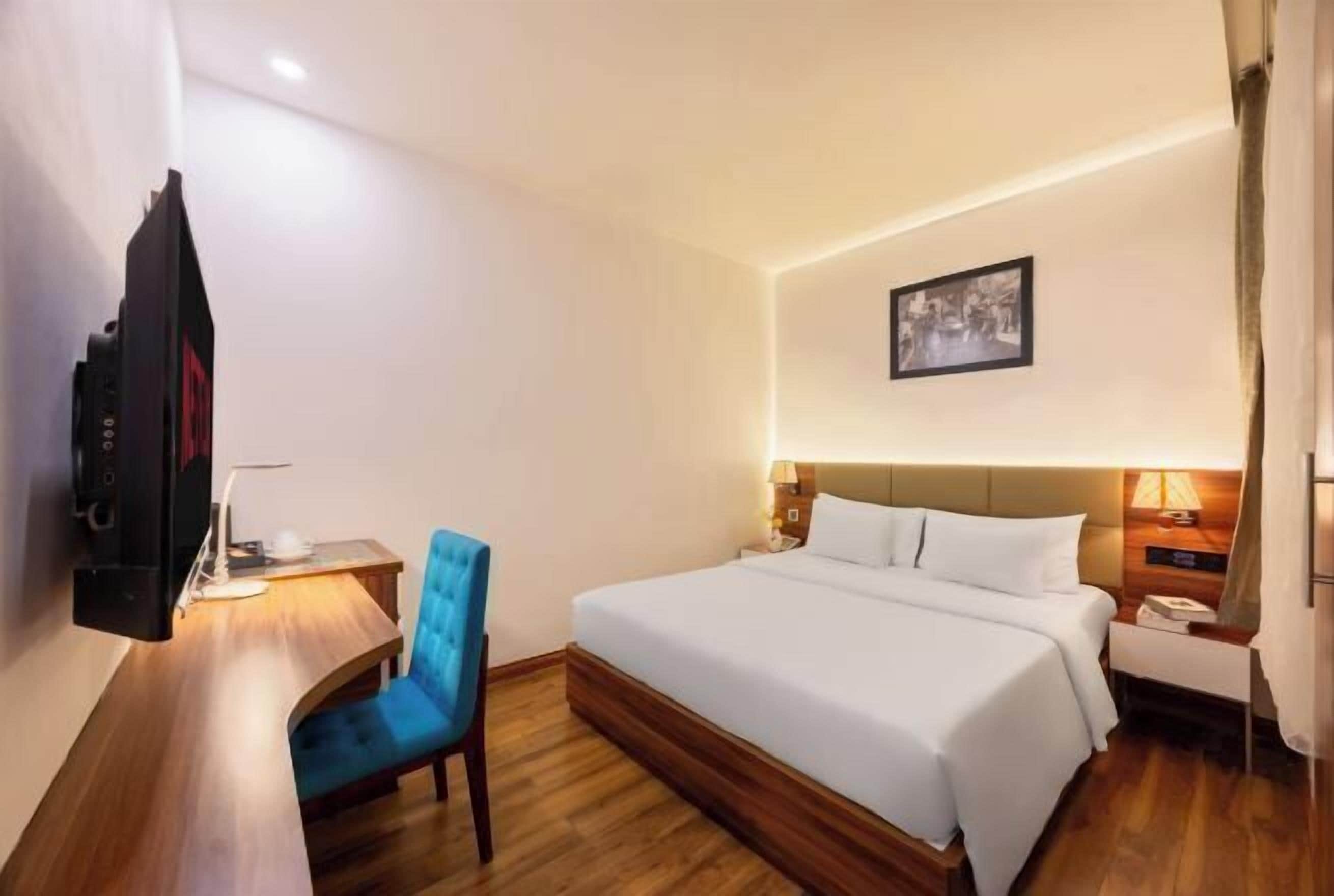 Minibar, in-room safe, blackout drapes, iron/ironing board