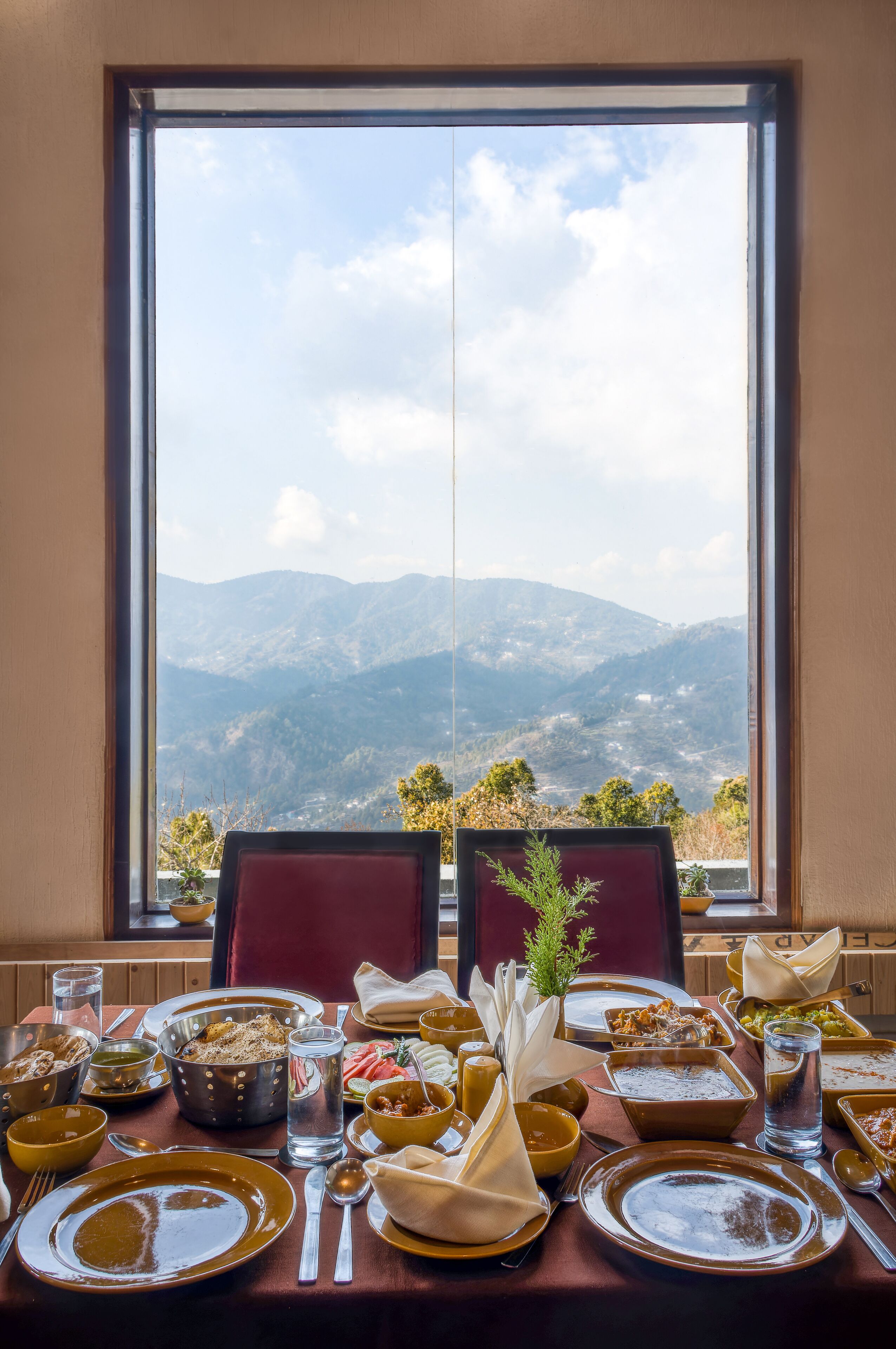 Petit déjeuner continental (300 INR par personne)