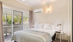 3 chambres, fer et planche à repasser, accès Internet, draps fournis