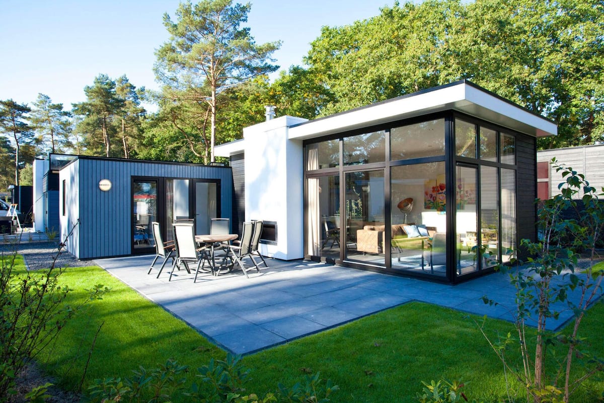 L-Cube Plus 6 | 2 bedrooms, individually decorated, individually furnished, free WiFi