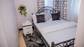 4 bedrooms, WiFi, wheelchair access