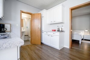 Fridge, oven, dishwasher