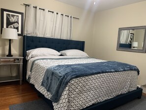 4 chambres, bureau, fer et planche Ă repasser, accĂšs au Wi-Fi (inclus)