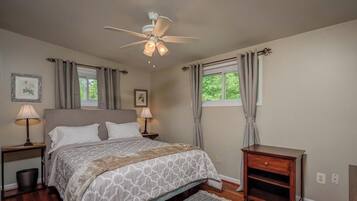 4 camere, una scrivania, ferro/asse da stiro, Wi-Fi gratuito