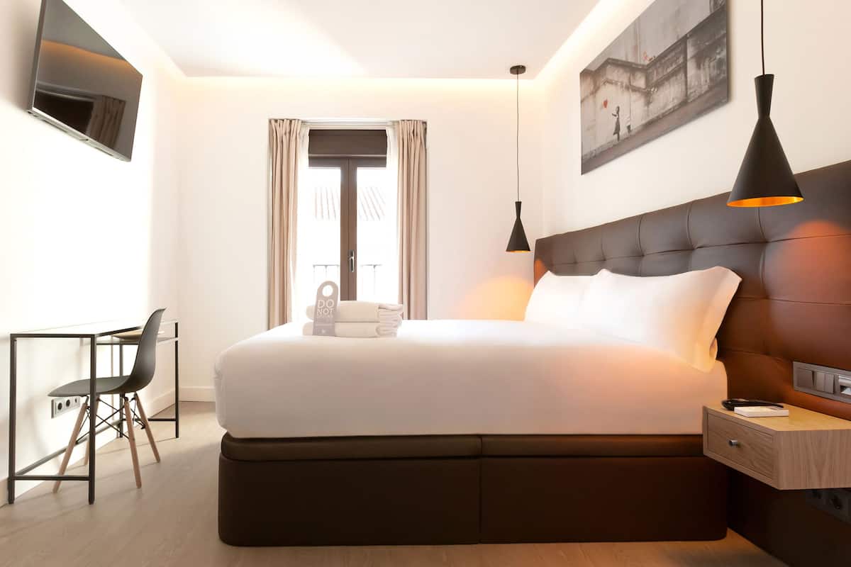 Familie suite, balkon | 1 slaapkamer, luxe beddengoed, donzen dekbedden, pillowtop-bedden