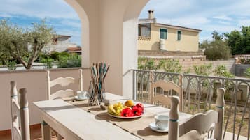 Comfort Apartment | Balcony