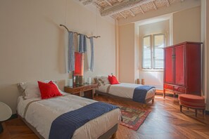 2 bedrooms, iron/ironing board, free WiFi, bed sheets - CasaGiardinoUno Simply Florence (Florence)