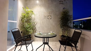 Deluxe room 2B | Balcón