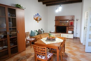Dining - N'Amuri di Casa - Central Spacious Flat (Palermo)